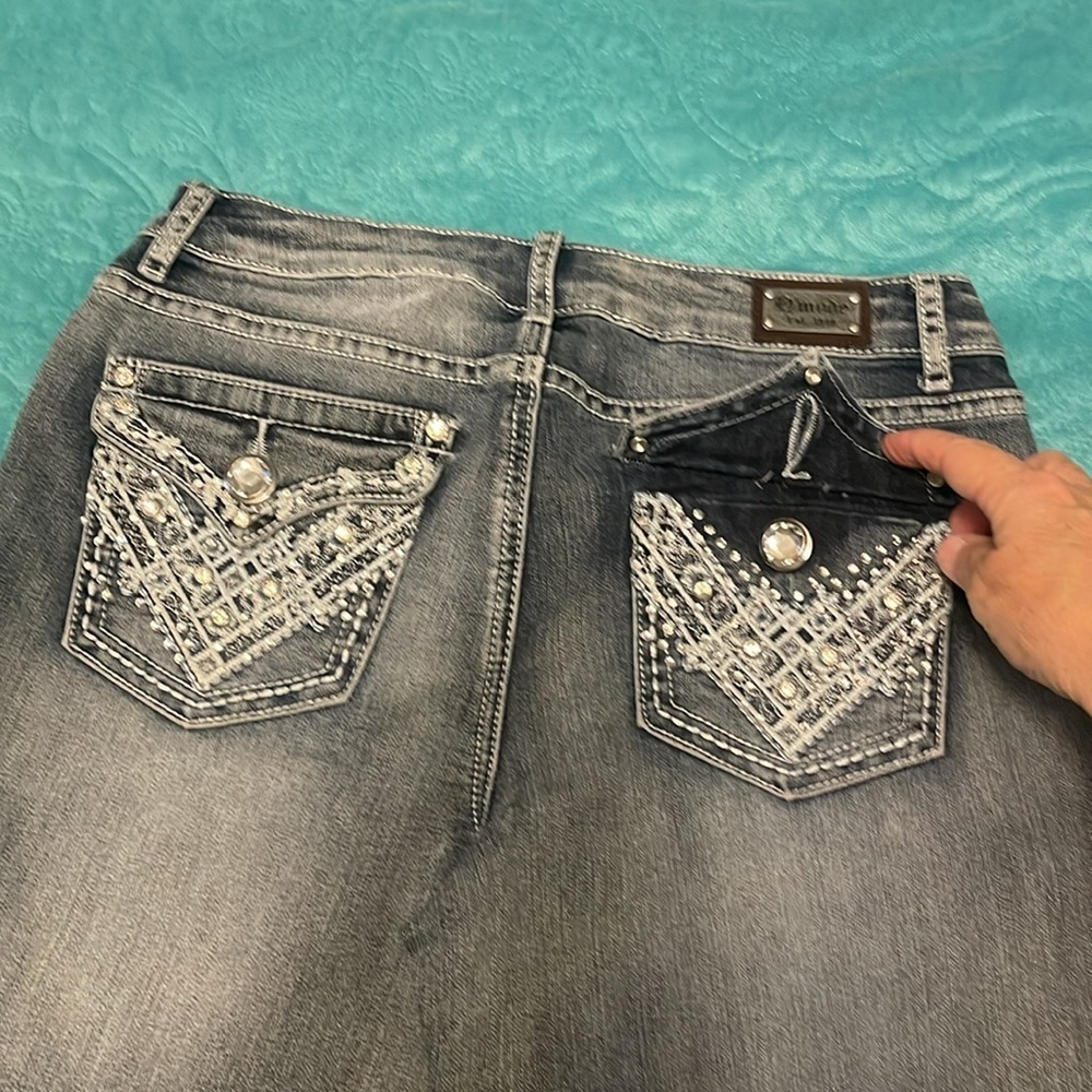 D'mode‎ juniors jeans bootcut size 9 . Gemstone look button front/ back pocket